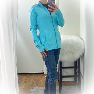 💕Beautiful Blue Tuff Athletics Runners Jacket💕